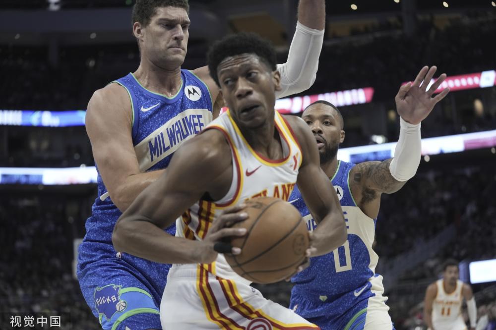 雷打不动的 雷打不动的