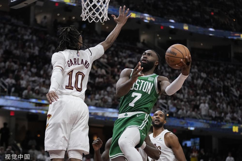 之间的惺惺 之间的惺惺